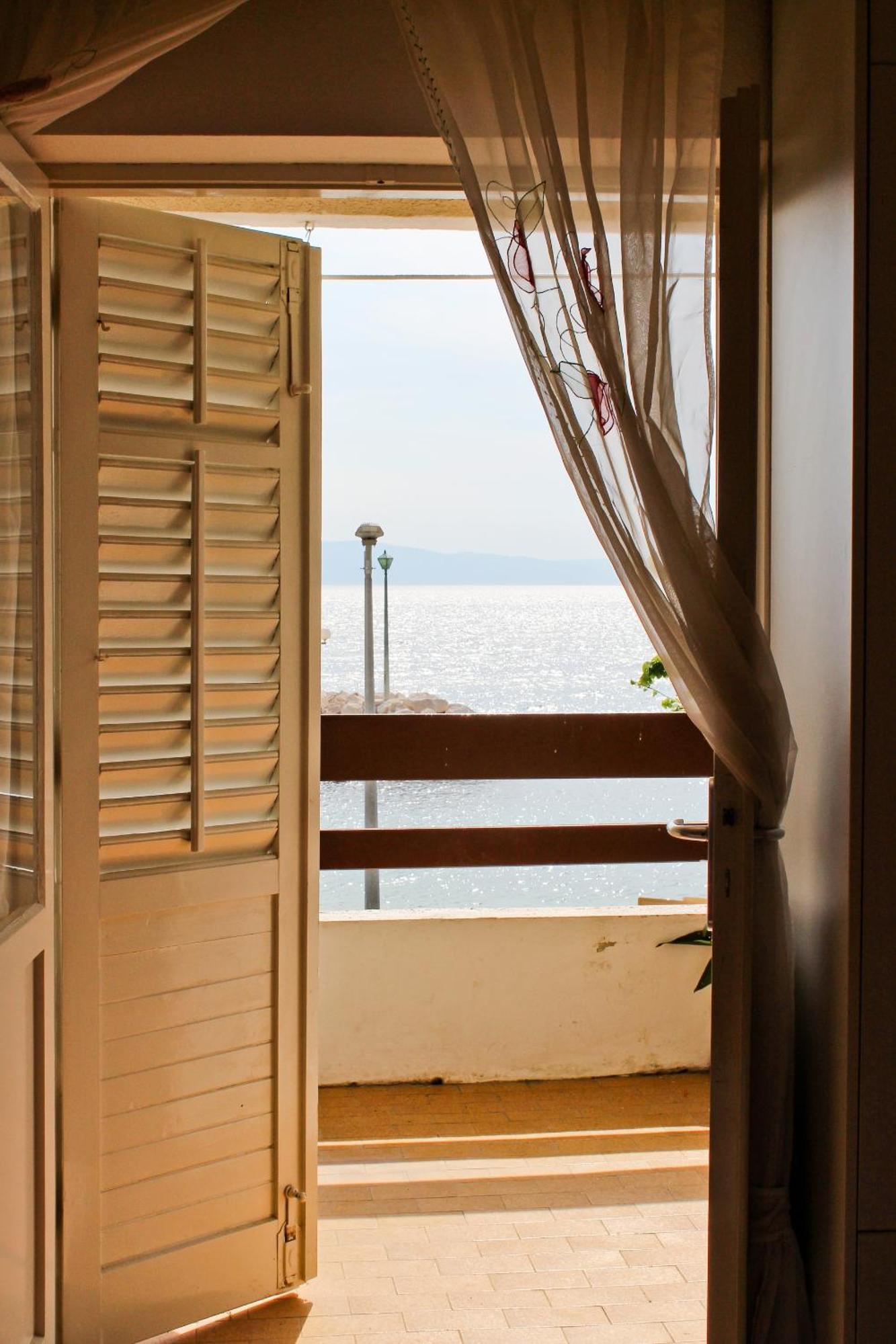 Apartments By The Sea Podgora, Makarska - 6787 Номер фото